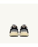 HYPERWAY MEN'S SNEAKERS BLACK AND SILVER