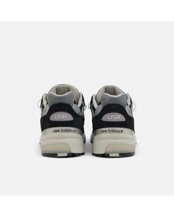 SNEAKERS MADE IN USA 992 BLACK / GREY / SILVER METALIC