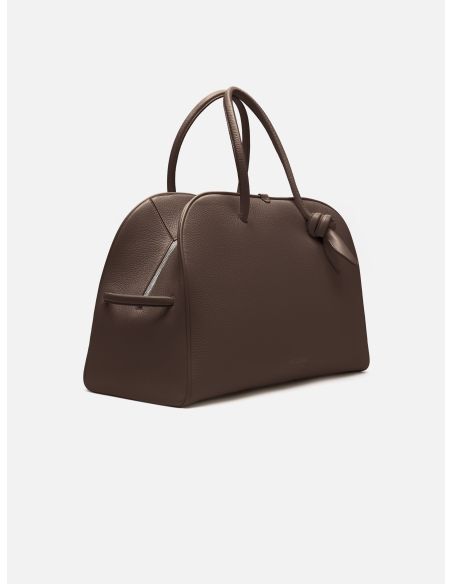 THE LARGE DARK BROWN TURISMO
