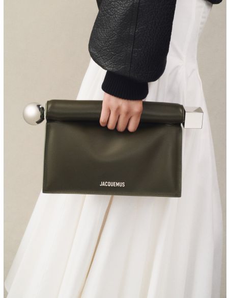 THE DARK KHAKI ROUND SQUARE CLUTCH BAG