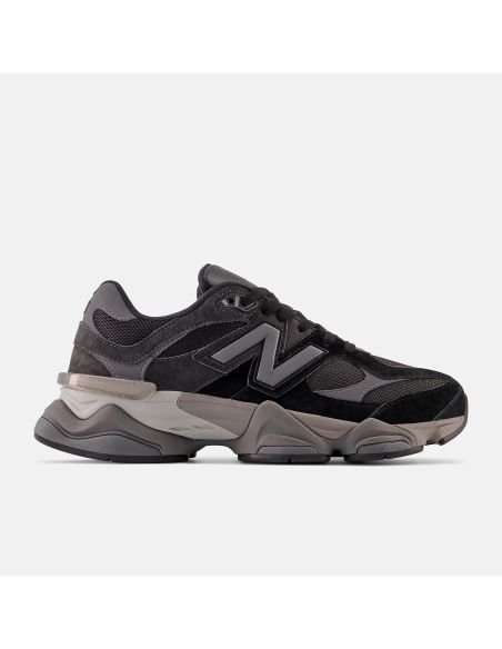 9060 BLACK CASTLEROCK RAIN CLOUD SNEAKERS