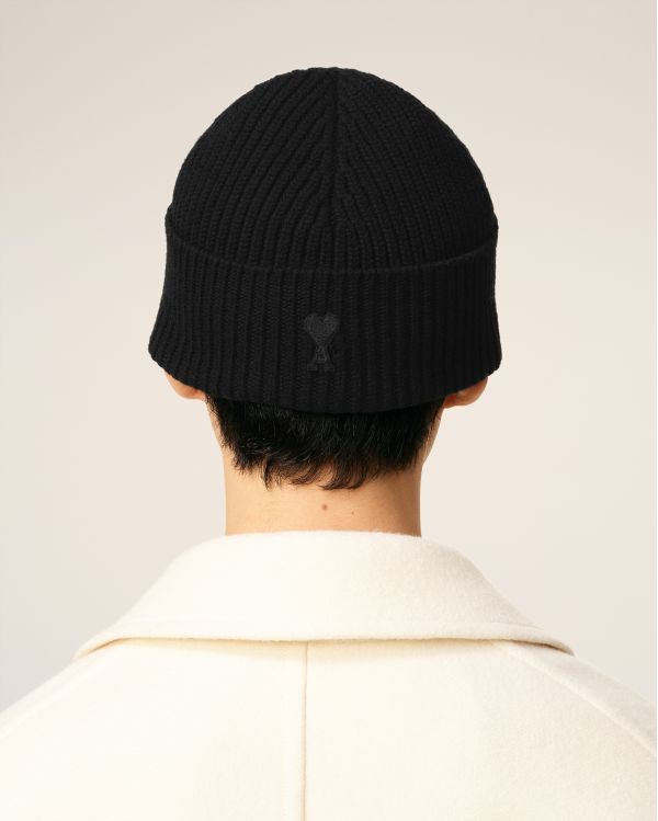 BONNET AMI DE COEUR EN LAINE NOIR