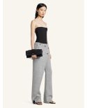 POCHETTE CUFF EN CUIR LISSE NOIR