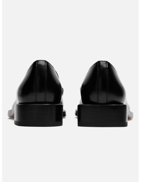 LES MOCASSINS NOIR