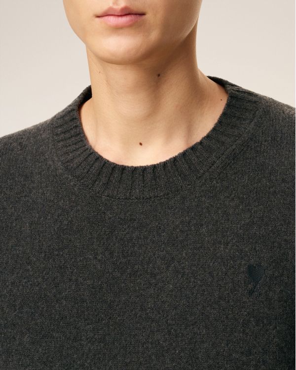ANTHRACITE CASHMERE AMI DE COEUR ROUND NECK SWEATER