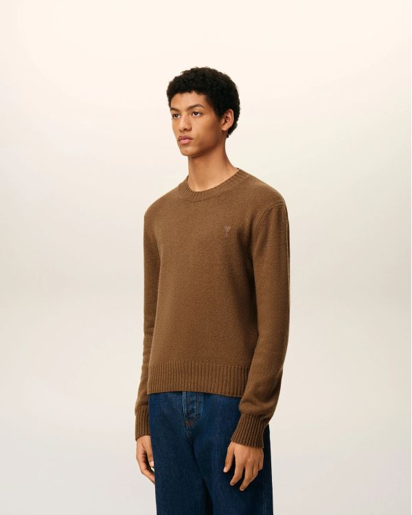 HAZELNUT CASHMERE AMI DE COEUR ROUND NECK SWEATER