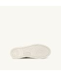MEDALIST LOW WOM PATENT/FLOWER WHITE