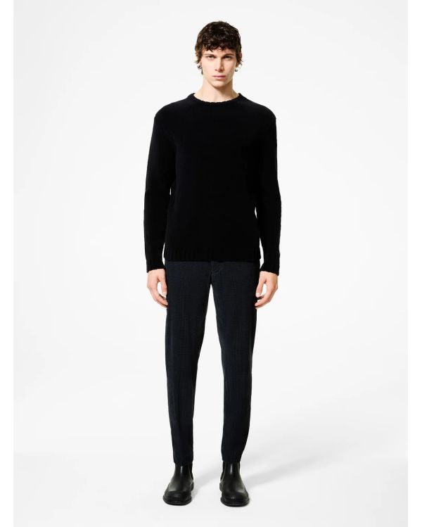 CINEMATT ROUND KNIT BLACCK SWEATER 2