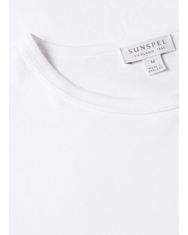 CLASSIC WHITE TSHIRT