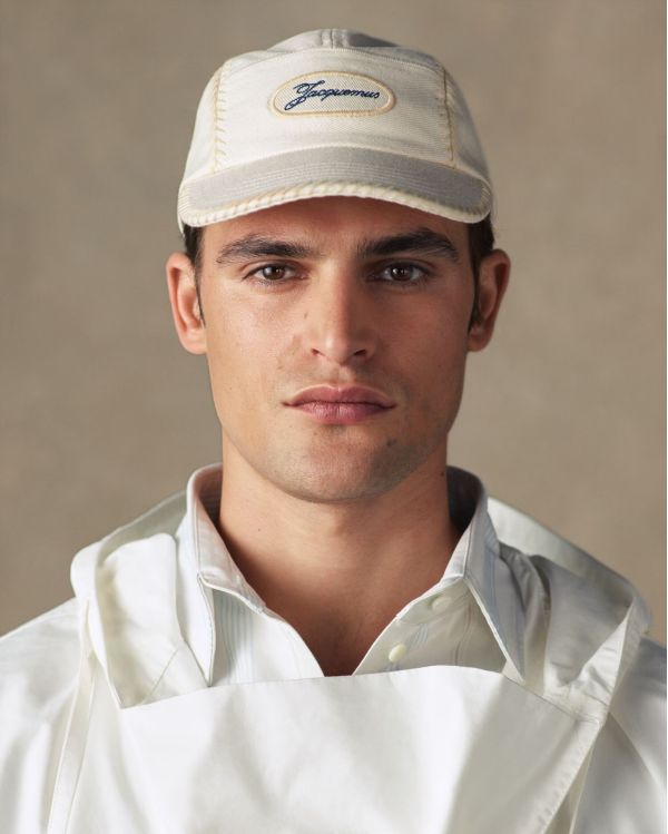 THE OFF-WHITE CASCO CAP