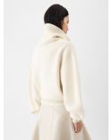 THE OFF-WHITE PALLONE KNIT