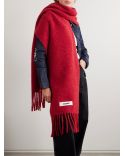 THE RED CARRO SCARF