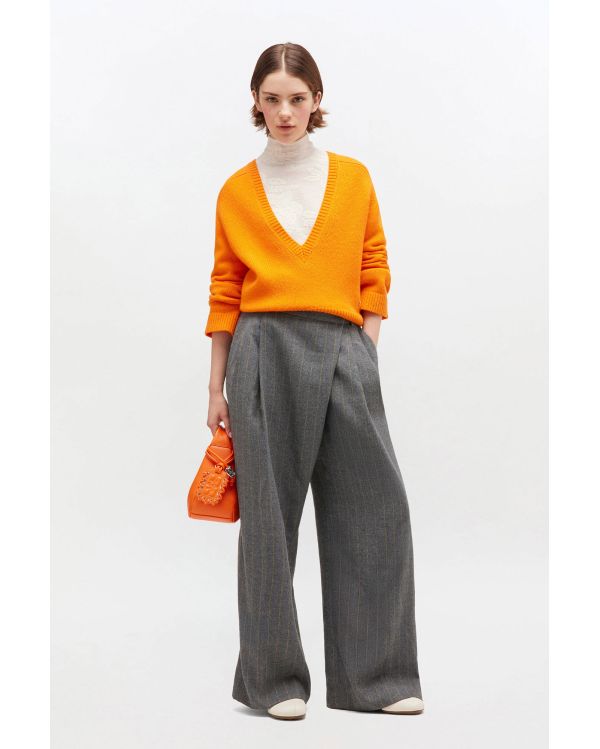 ORANGE TIGER V-NECK SWEATER