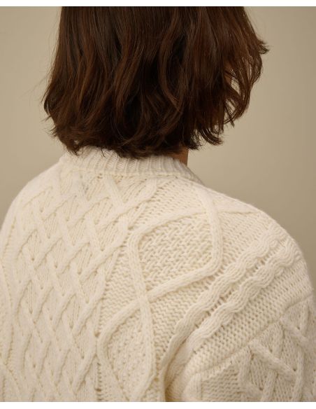 PULL EN LAINE SHETLAND GAZE BLANCHE