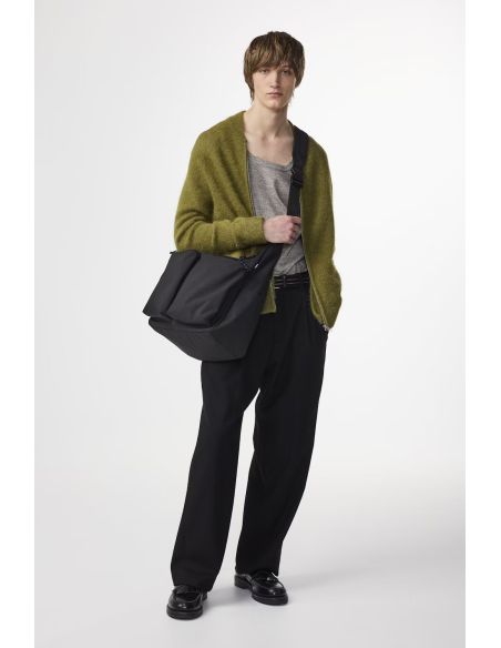BLACK TECHNICAL MESSENGER BAG