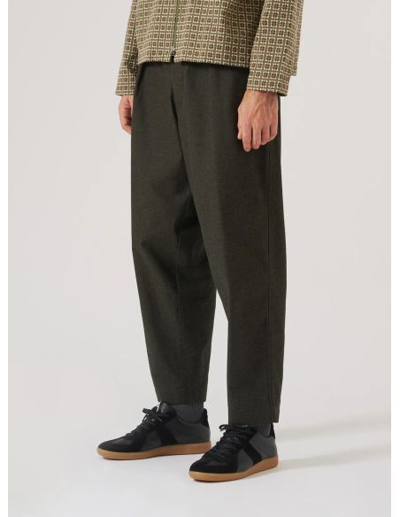 OLIVE LUCCA SUITING PLEATED TRACK PANT