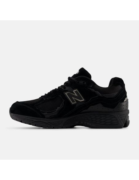 SNEAKERS 2002DX BLACK / METALLIC