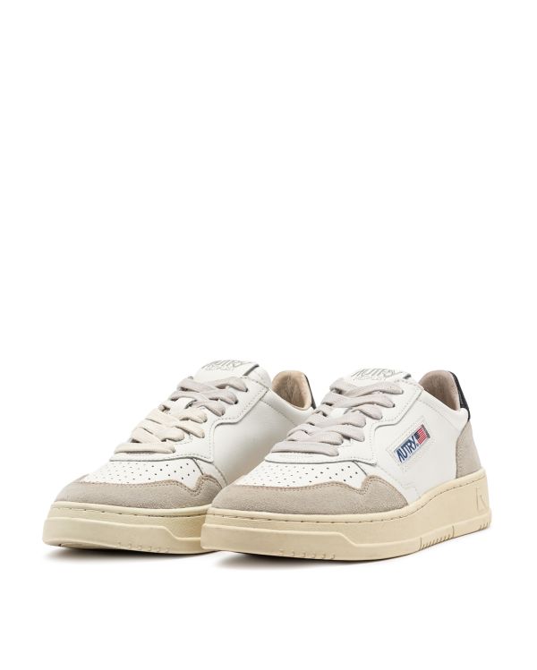 MEN'S MEDALIST SNEAKERS WHITE AND BLACK BEIGE SUEDE 2