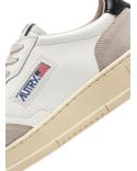 MEN'S MEDALIST SNEAKERS WHITE AND BLACK BEIGE SUEDE