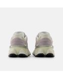 SNEAKERS 9060 TRUFFLE SALT/TIMBERWOLF
