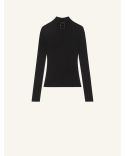 PULL EN MAILLE CÔTELÉE AVEC BOUCLE