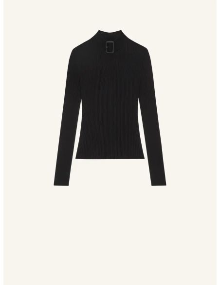 PULL EN MAILLE CÔTELÉE AVEC BOUCLE
