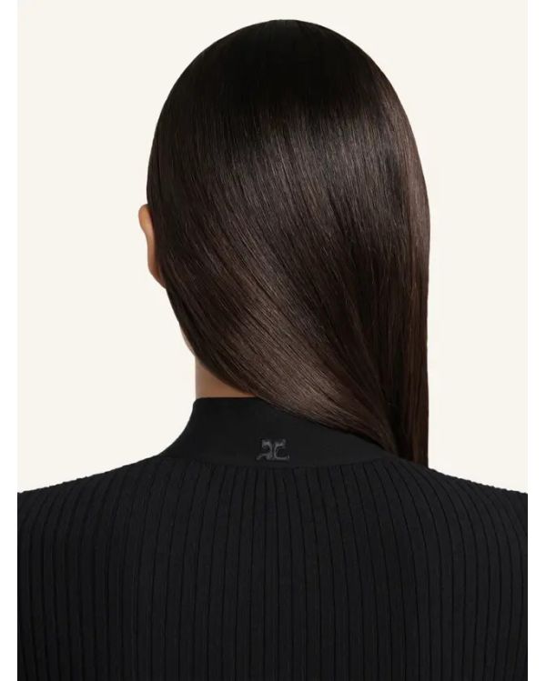 PULL EN MAILLE CÔTELÉE AVEC BOUCLE