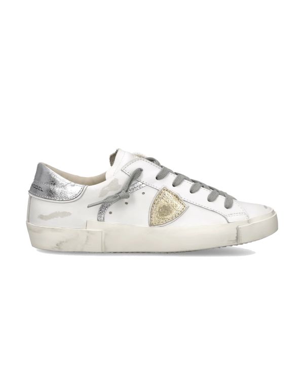 PRSX WOMEN WHITE AND METALLIC SILVER SNEAKERS
