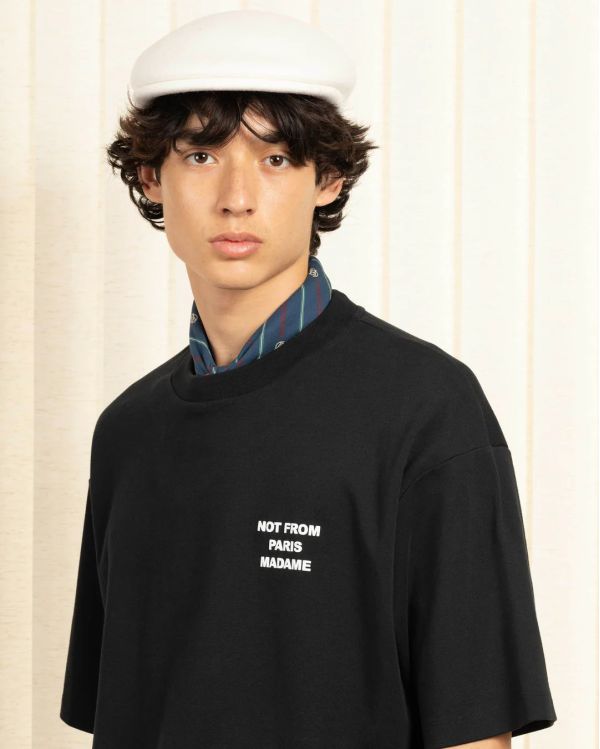 THE SLOGAN TSHIRT BLACK