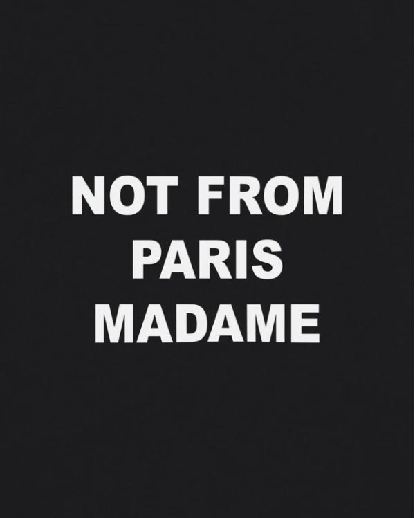 LE TSHIRT SLOGAN NOIR
