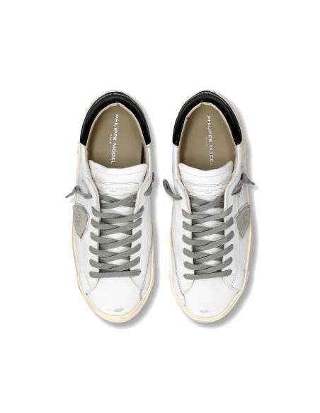 PRSX MAN WHITE AND BLACK SNEAKERS