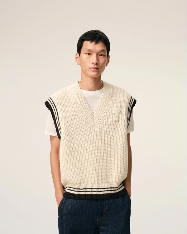 PULL COL V SANS MANCHES AMI DE COEUR BLANC CREME