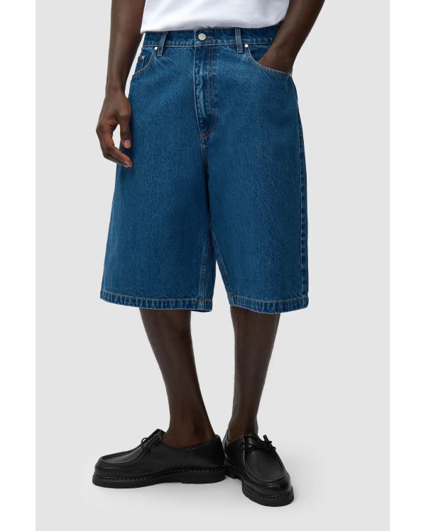 SHORT EN JEAN À POCHES RONDES DENIM BRUT 2