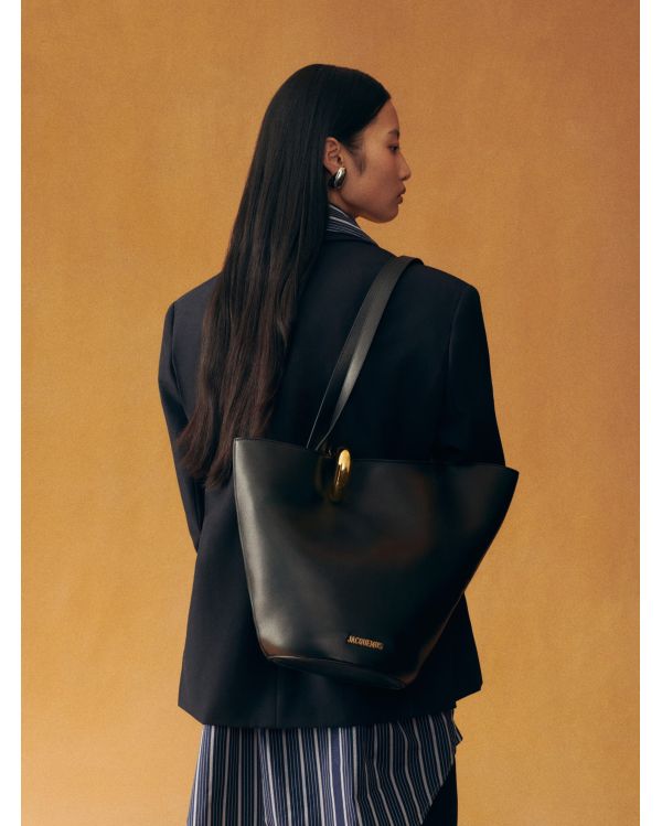 THE MEDIUM BLACK BAMBOLA 2