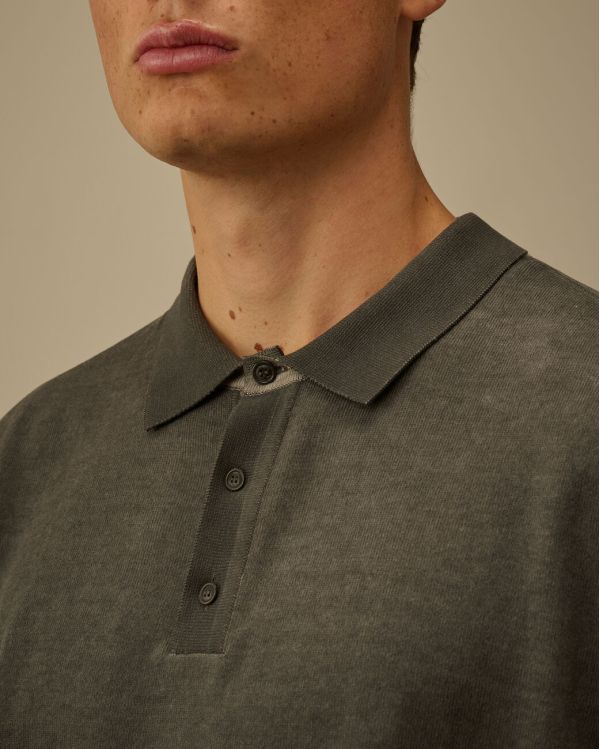 POLO EN CREPE DE COTON GRIS METAL