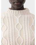 AMELO IVORY KNITTING