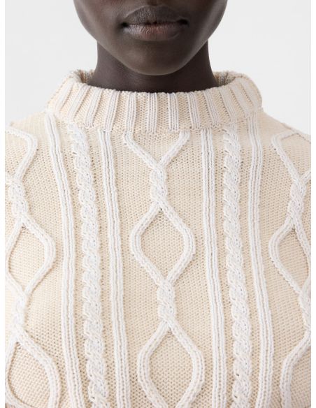 AMELO IVORY KNITTING
