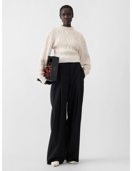 AMELO IVORY KNITTING