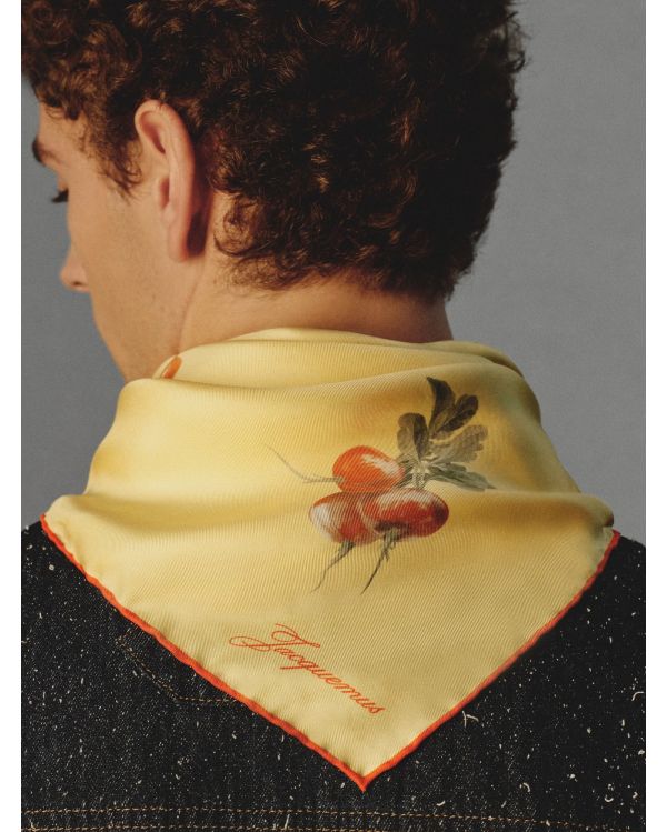 LE FOULARD RADIS JAUNE 2