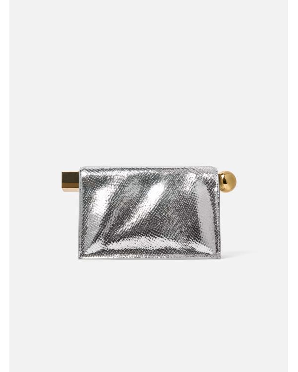 THE SILVER ROUND SQUARE POUCH