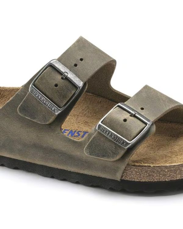 SANDALES ARIZONA LIT DE PIED SOUPLE KAKI DÉLAVÉ