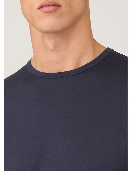 CLASSIC TSHIRT