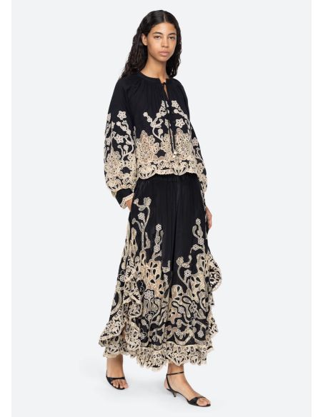 GRACELYN LACE LONG SLEEVES TOP BLACK